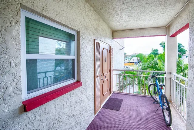 $175,000 | 1860 Massachusetts Avenue Northeast, Unit 224, St. Petersburg, FL 33703