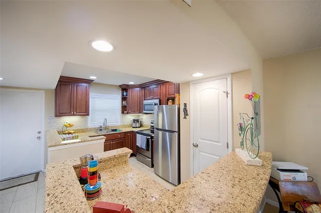 $175,000 | 1860 Massachusetts Avenue Northeast, Unit 224, St. Petersburg, FL 33703