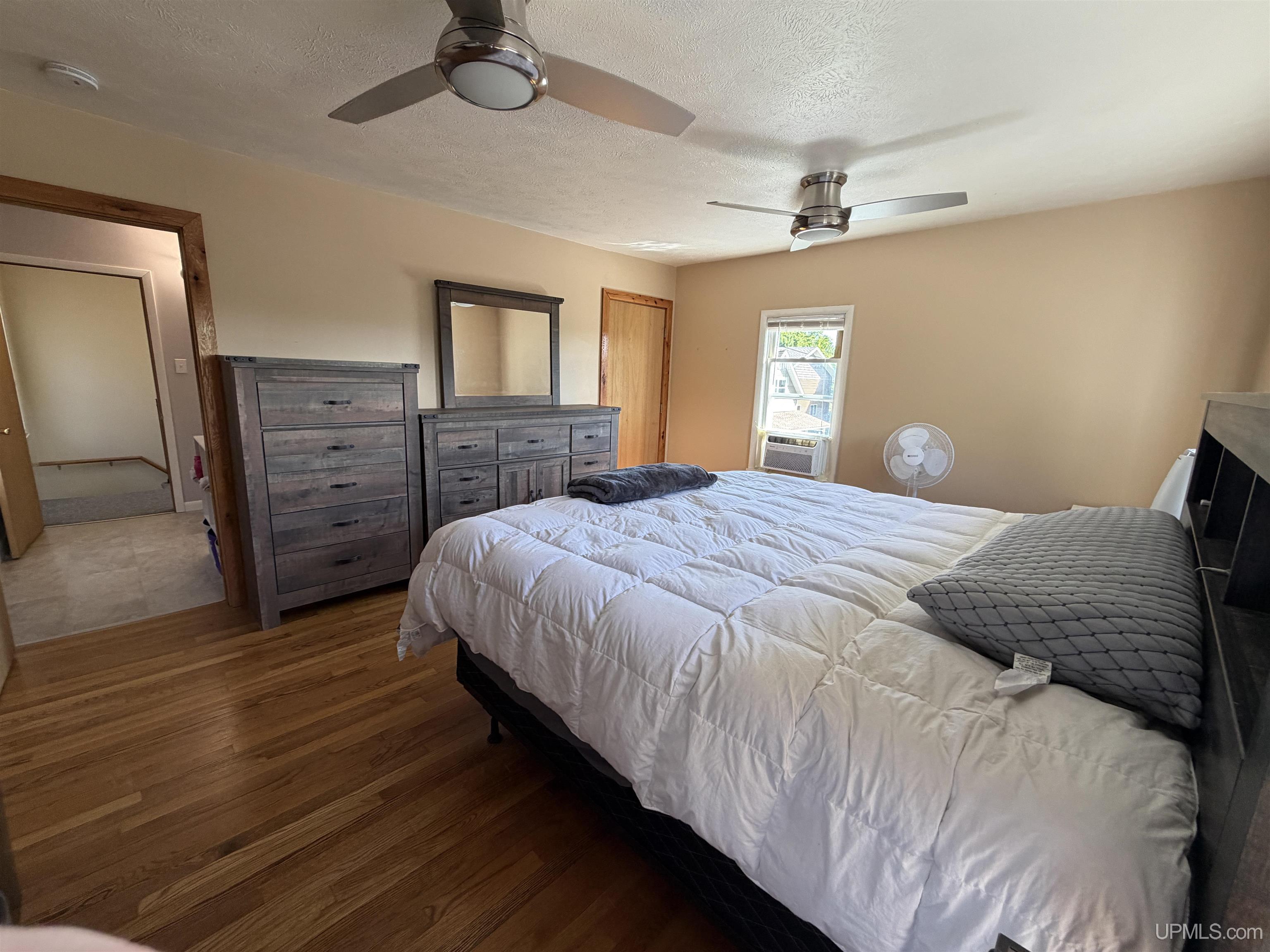 204 Walnut Street Munising, MI 49862 - Photo 21 of 45