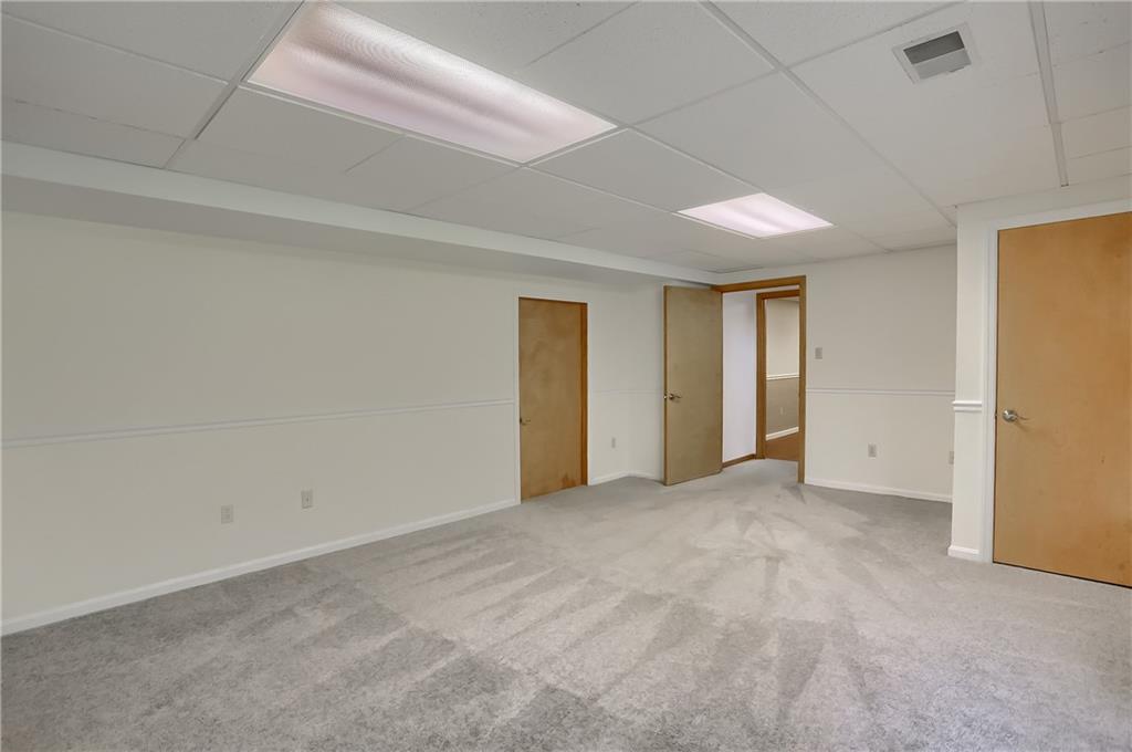 377 Magee Road Sewickley, PA 15143 - Photo 35 of 50 a view of an empty room with closet and a window