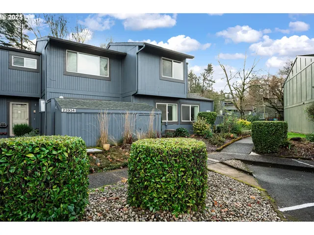 $220,000 | 23932 Poplar Court, Wood Village, OR 97060