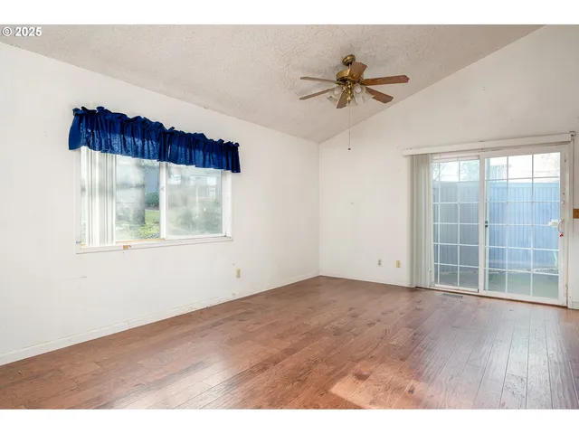 $199,900 | 23932 Poplar Court, Wood Village, OR 97060