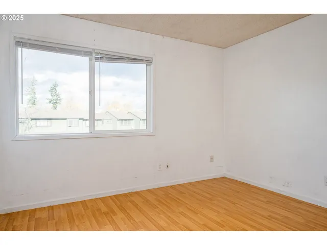 $199,900 | 23932 Poplar Court, Wood Village, OR 97060