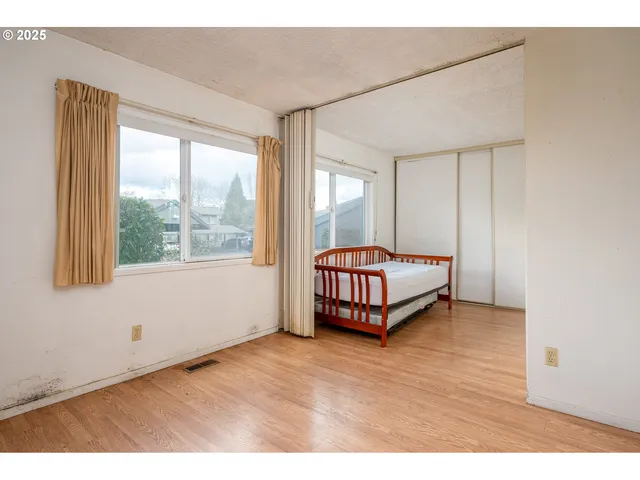 $199,900 | 23932 Poplar Court, Wood Village, OR 97060