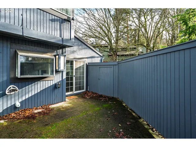 $199,900 | 23932 Poplar Court, Wood Village, OR 97060