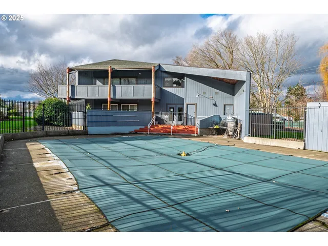 $199,900 | 23932 Poplar Court, Wood Village, OR 97060