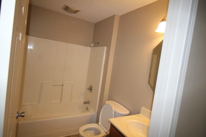 3242 North Talley Road Columbus, IN 47203 - Photo 13 of 15 Gallery Image 13