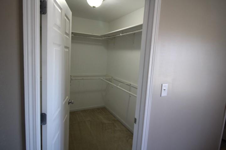 3242 North Talley Road Columbus, IN 47203 - Photo 9 of 15 Gallery Image 9