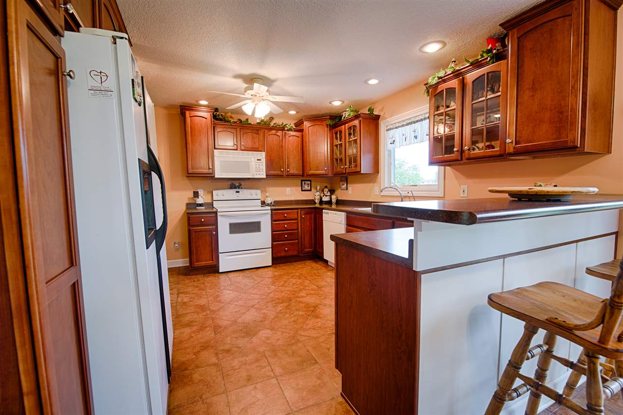 14703 Aboite Road Roanoke, IN 46783 - Photo 13 of 26 Gallery Image 13