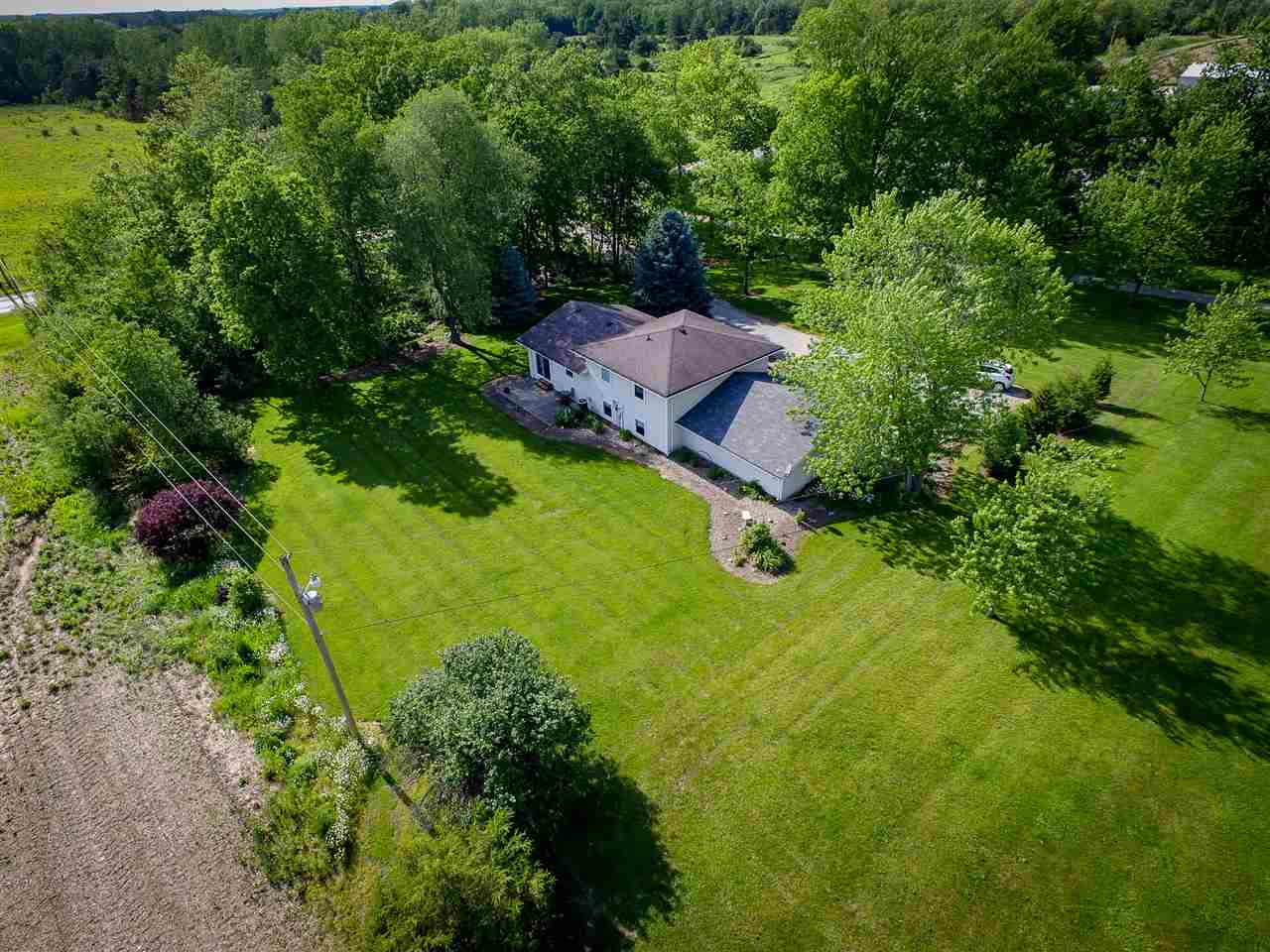 14703 Aboite Road Roanoke, IN 46783 - Photo 25 of 26 Gallery Image 25