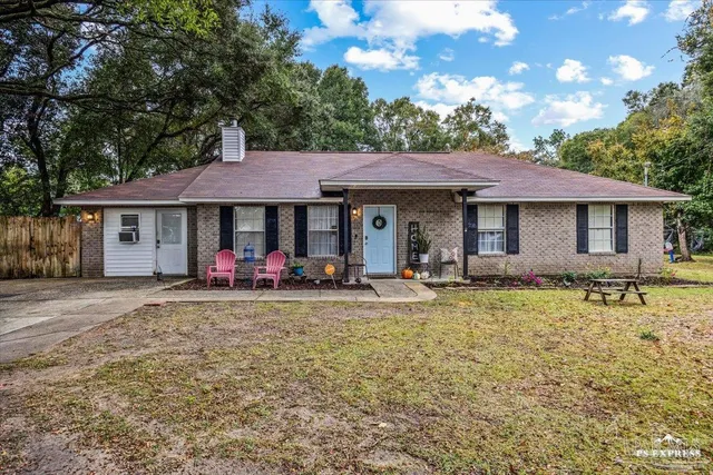 $2,100 | 2625 Tupelo Avenue, Pensacola, FL 32526