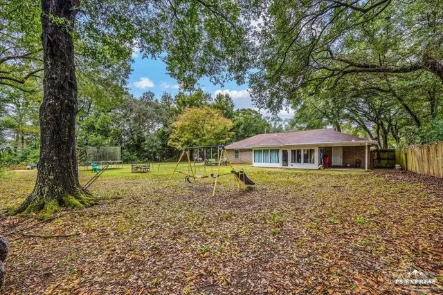 $2,100 | 2625 Tupelo Avenue, Pensacola, FL 32526