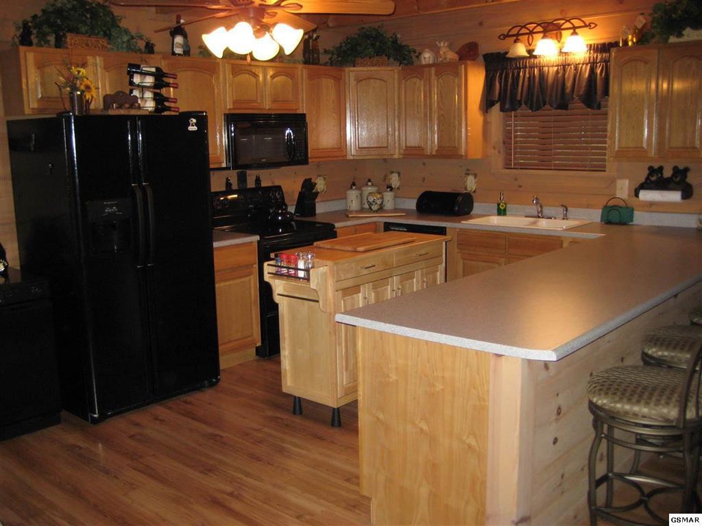 831 Goose Gap Road Sevierville, TN 37876 - Photo 2 of 36 GSMAOR203306A - 2