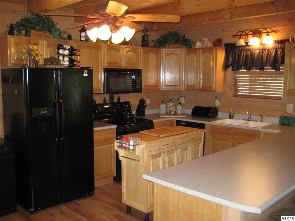 831 Goose Gap Road Sevierville, TN 37876 - Photo 5 of 36 GSMAOR203306D - 5
