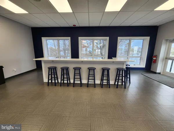 $2,100 | 11 F Queen Elizabeth Court, Chester, MD 21619