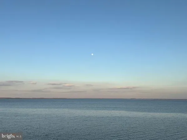 $2,100 | 11 F Queen Elizabeth Court, Chester, MD 21619