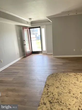 $2,100 | 11 F Queen Elizabeth Court, Chester, MD 21619