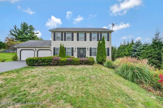 $469,900 | 53 Debbie Drive, Lake Ariel, PA 18436