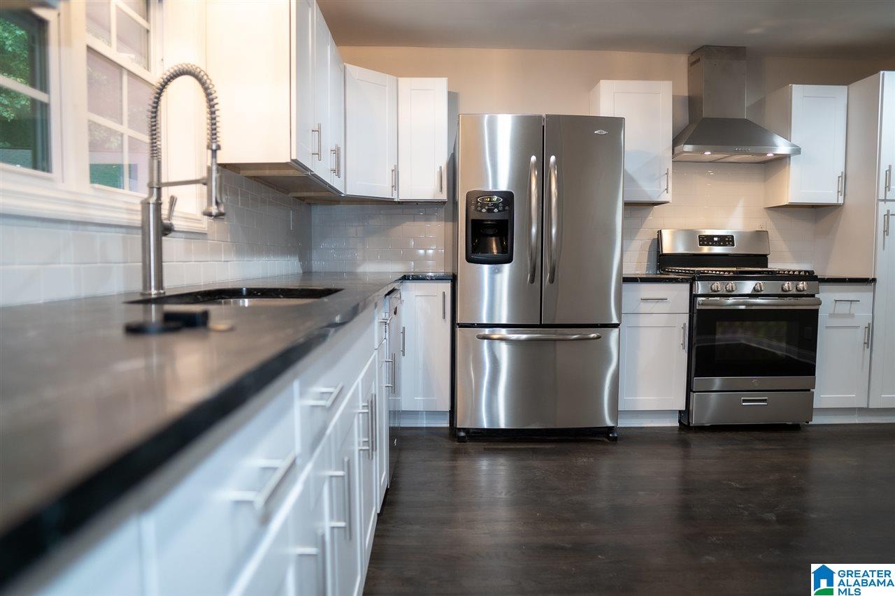 5245 Whippoorwill Road Birmingham, AL 35210 - Photo 7 of 42 Gallery Image 7