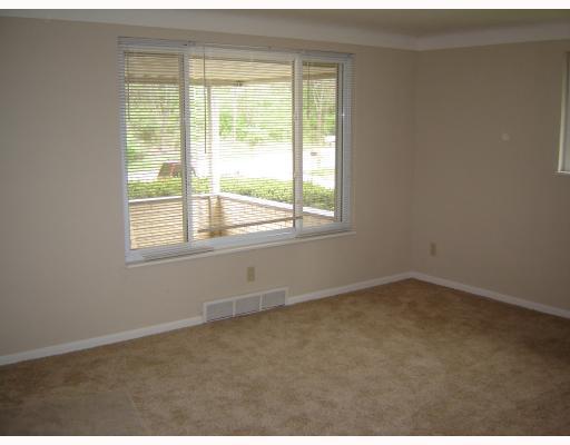 393 Wendel Road Irwin, PA 15642 - Photo 8 of 17 Living Room.