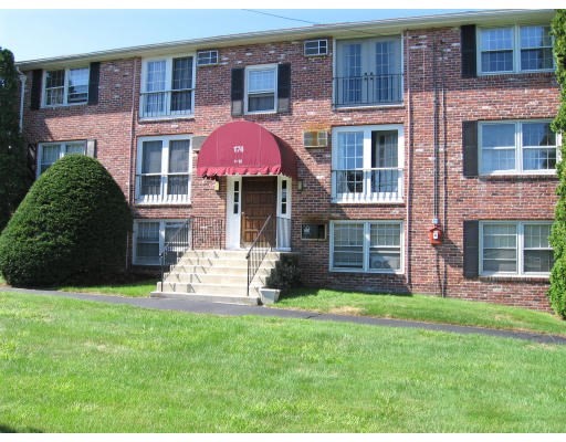 174 Tyngsboro Road, Unit 12 North Chelmsford, MA 01863 - Photo 11 of 11