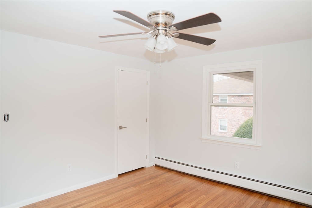 174 Tyngsboro Road, Unit 12 North Chelmsford, MA 01863 - Photo 5 of 11