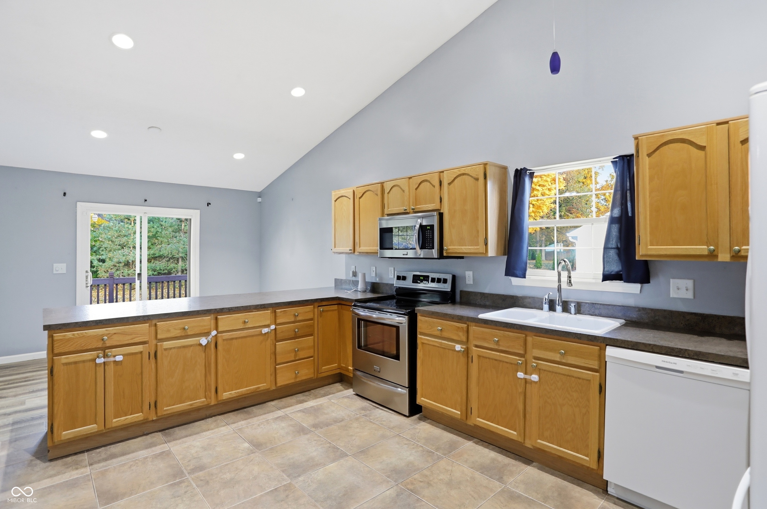 530 Old Farm Road Danville, IN 46122 - Photo 13 of 48