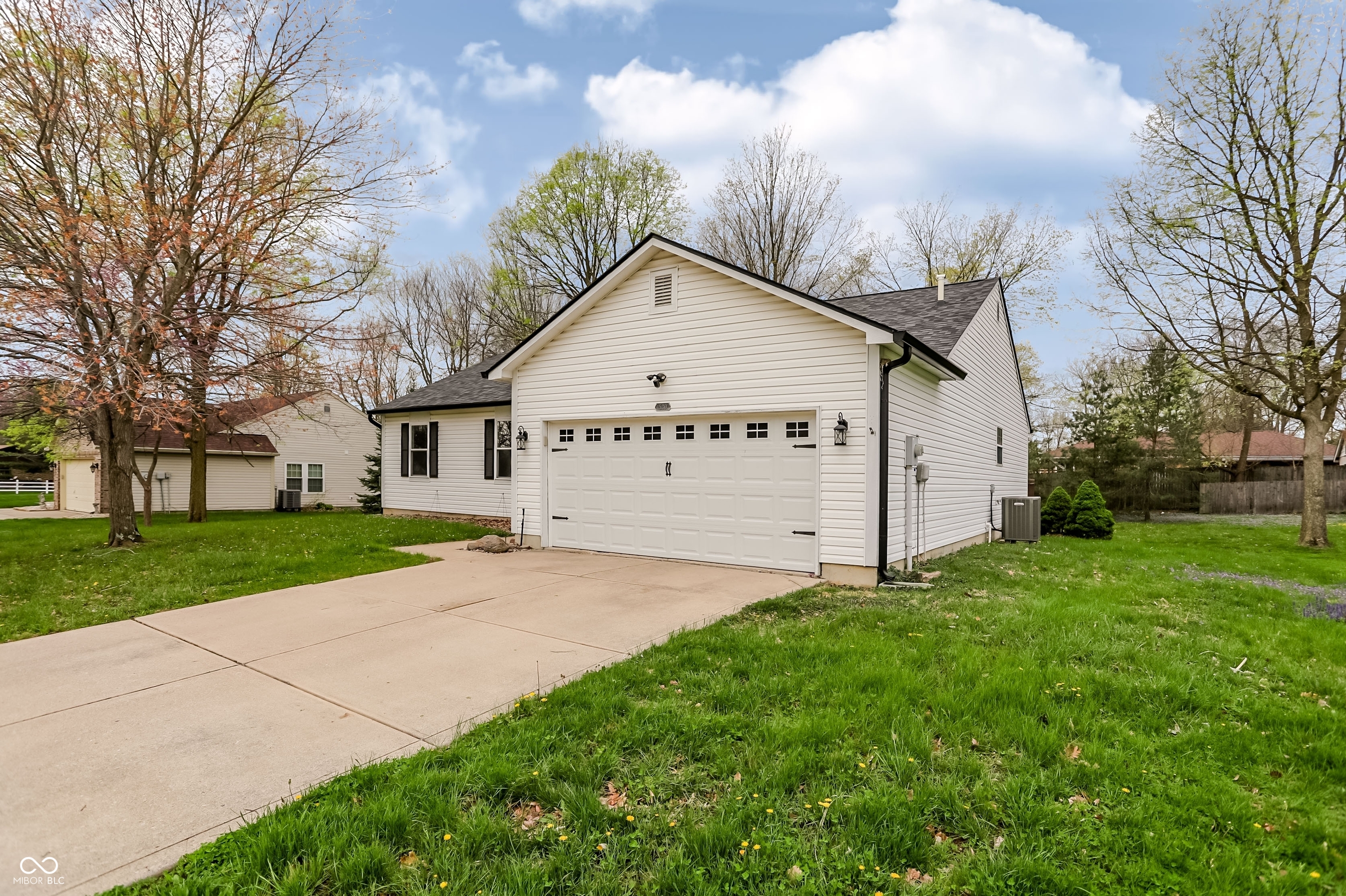 530 Old Farm Road Danville, IN 46122 - Photo 3 of 47