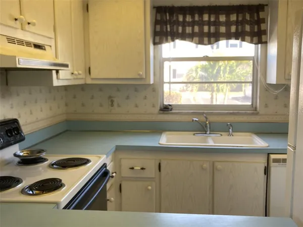 $1,050 | 202 47th Ave Drive West, Unit 135, Bradenton, FL 34207