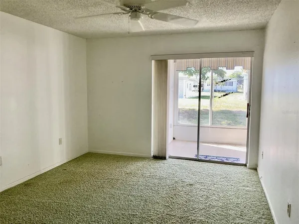 $1,050 | 202 47th Ave Drive West, Unit 135, Bradenton, FL 34207