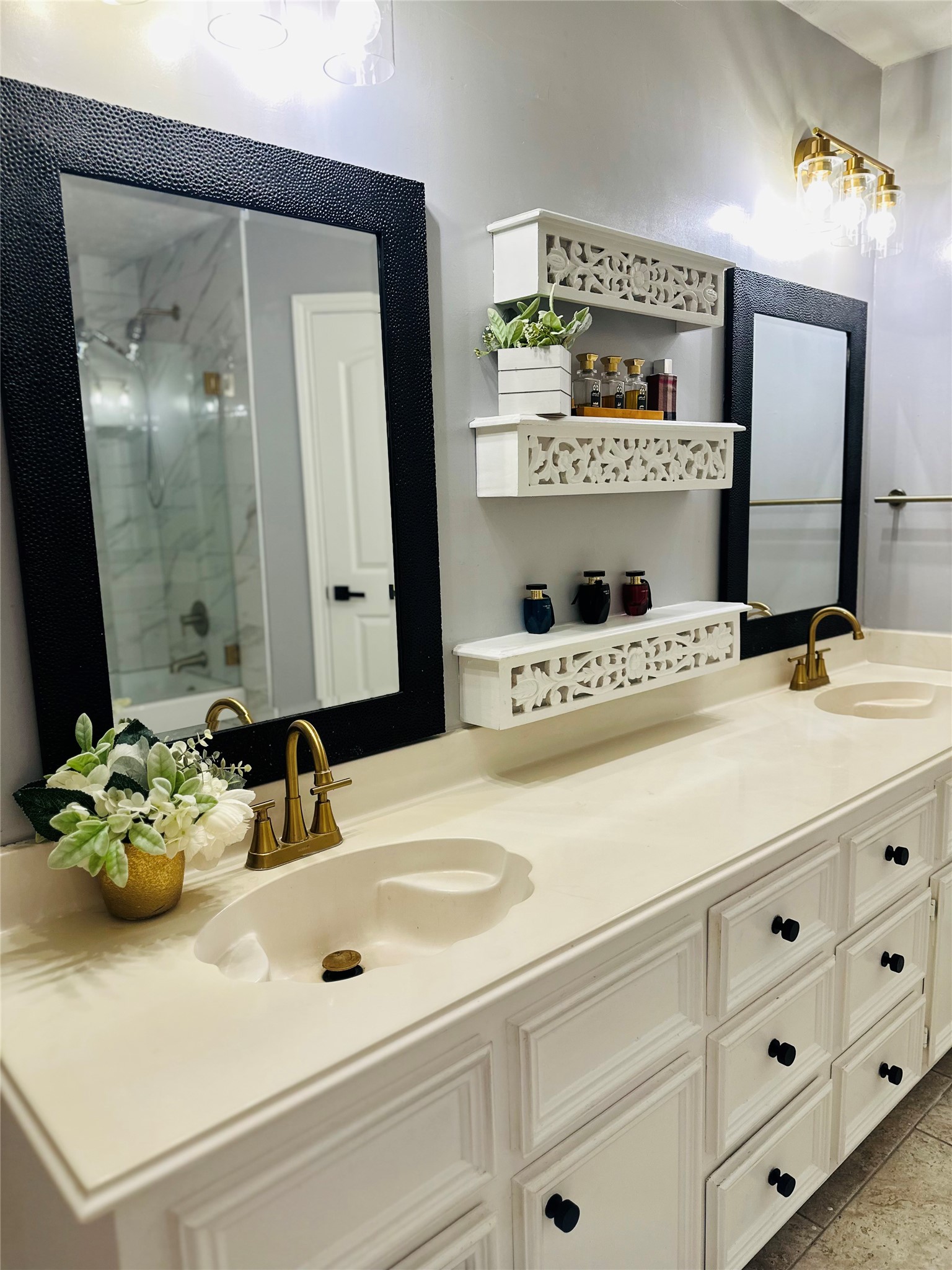 1457 Camellia Street Sweeny, TX 77480 - Photo 12 of 26 Master Bath