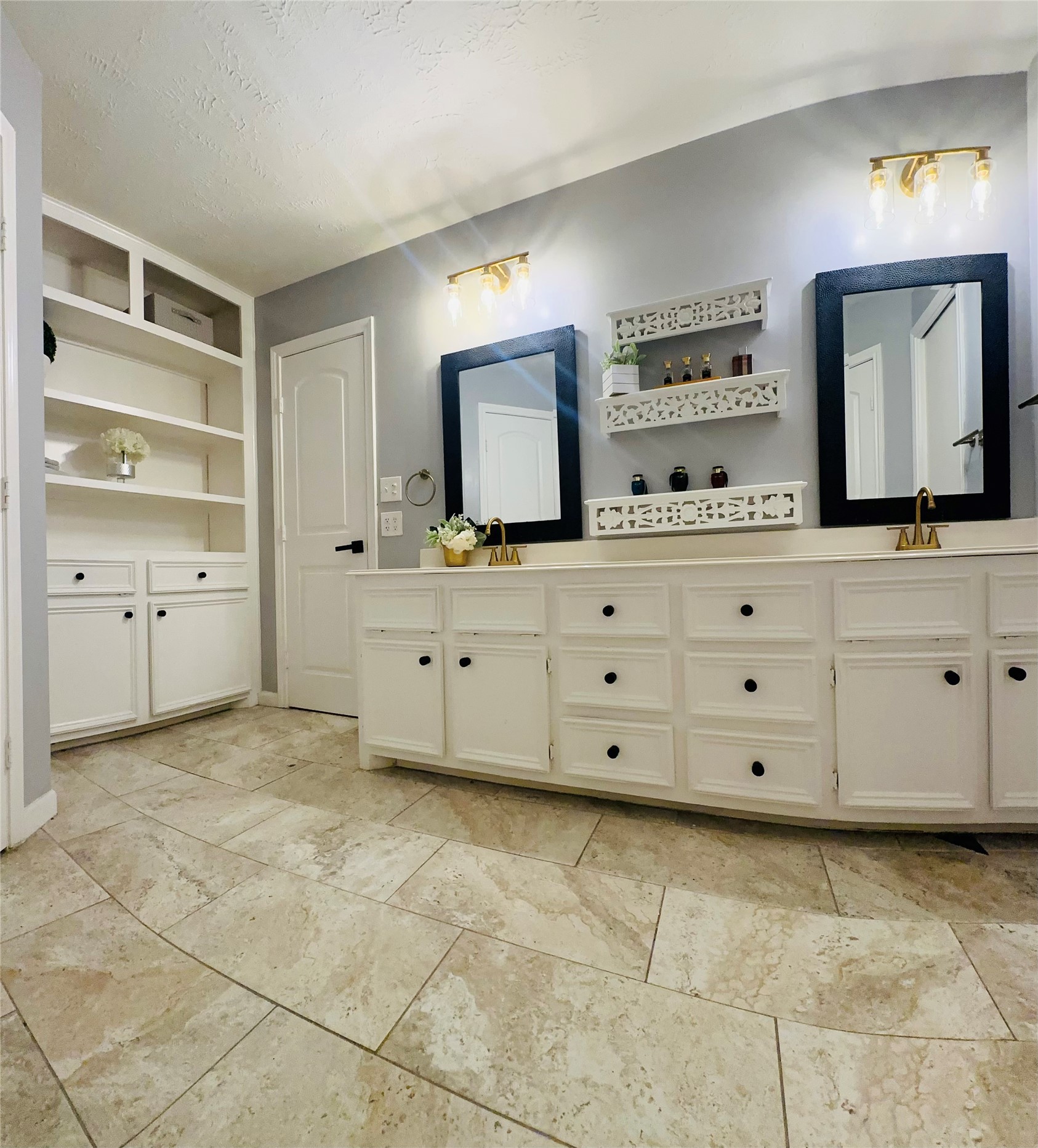 1457 Camellia Street Sweeny, TX 77480 - Photo 13 of 26 Master Bath