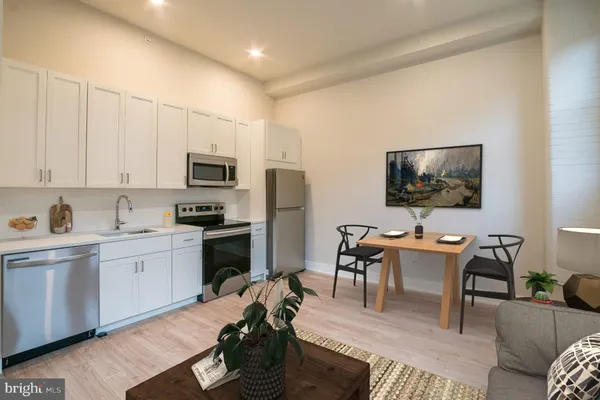 $1,187 | 1300 South 19th Street, Unit 1, Philadelphia, PA 19146