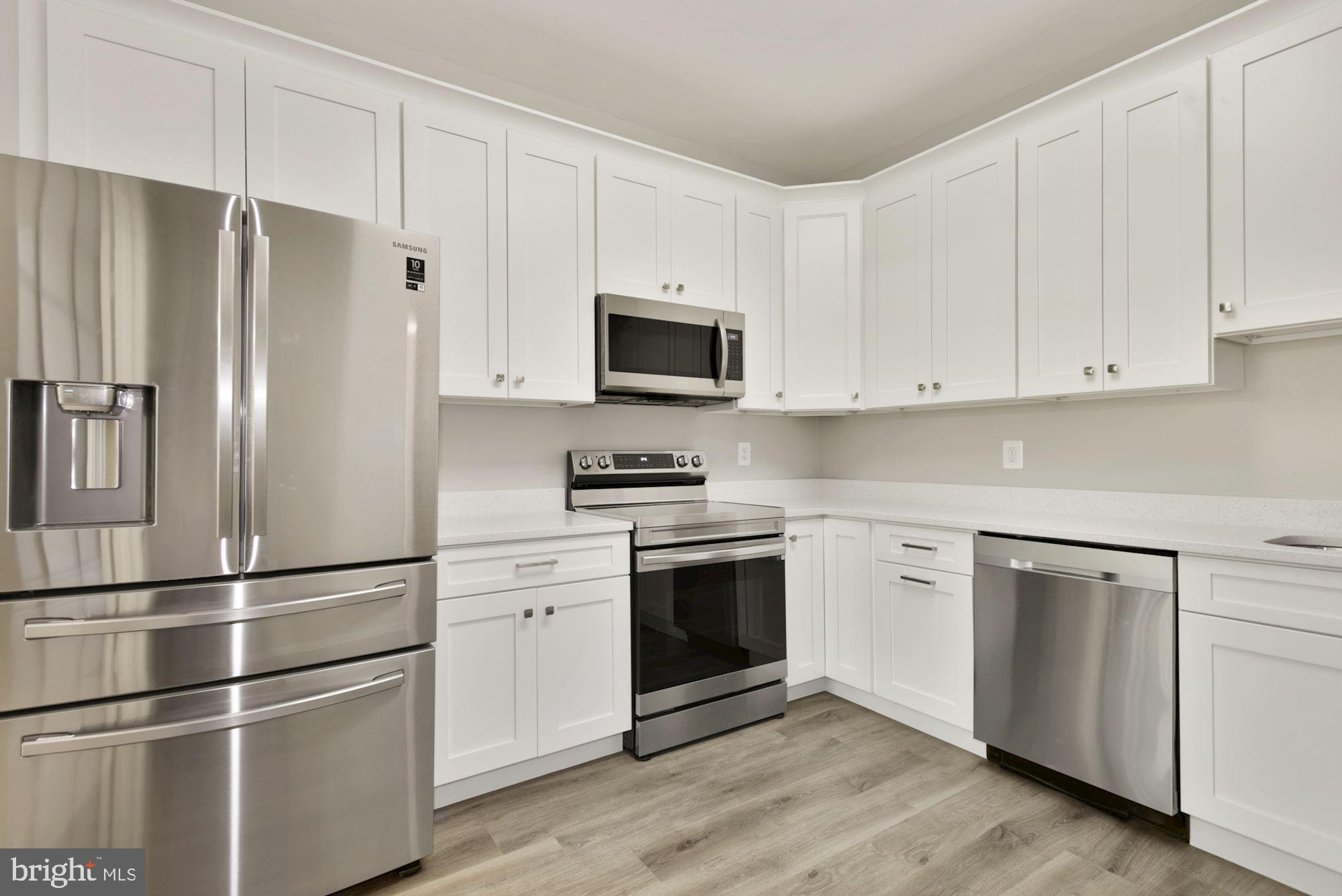 11564 Rolling Green Court, Unit 301 Reston, VA 20191 - Photo 13 of 29
