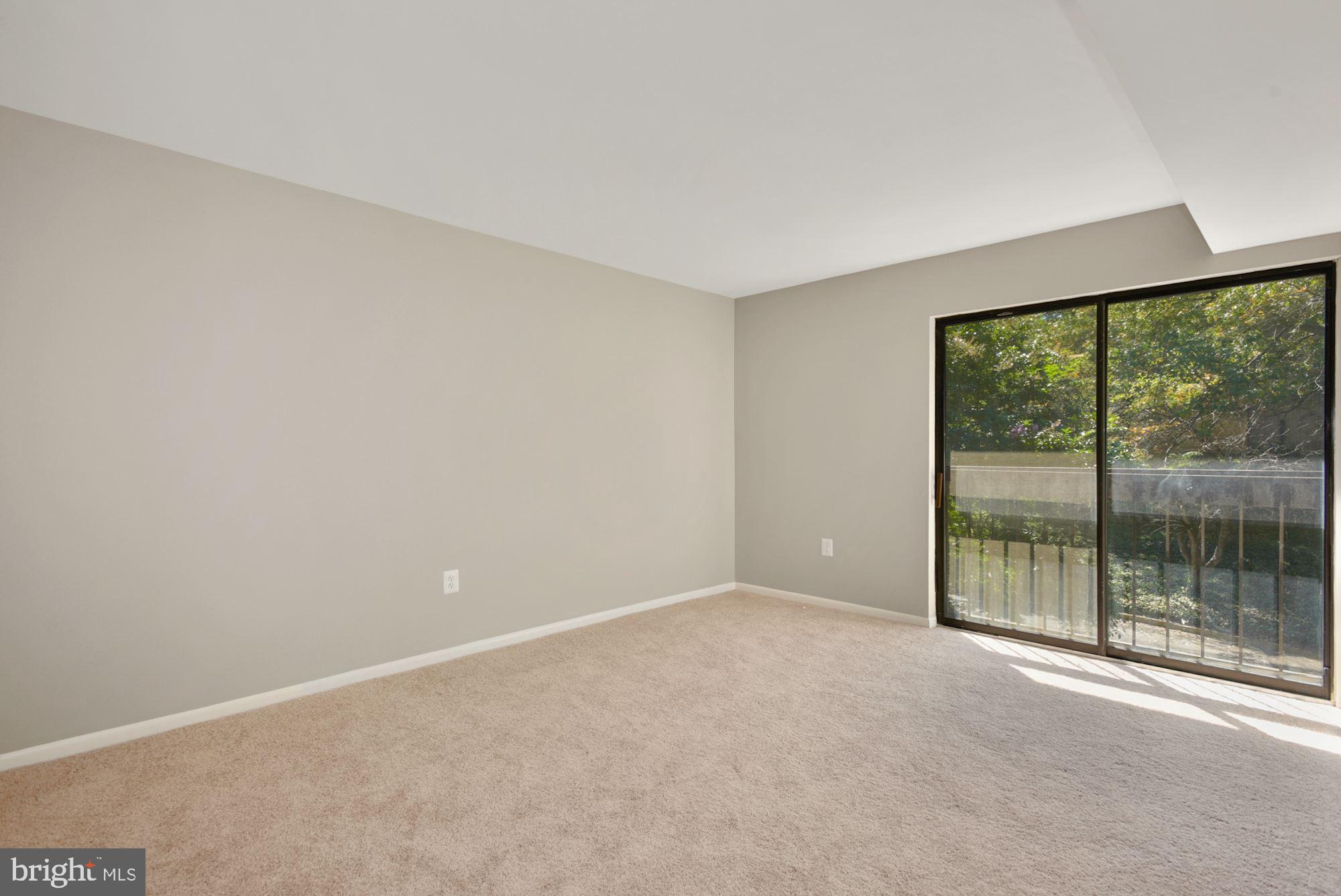 11564 Rolling Green Court, Unit 301 Reston, VA 20191 - Photo 20 of 29