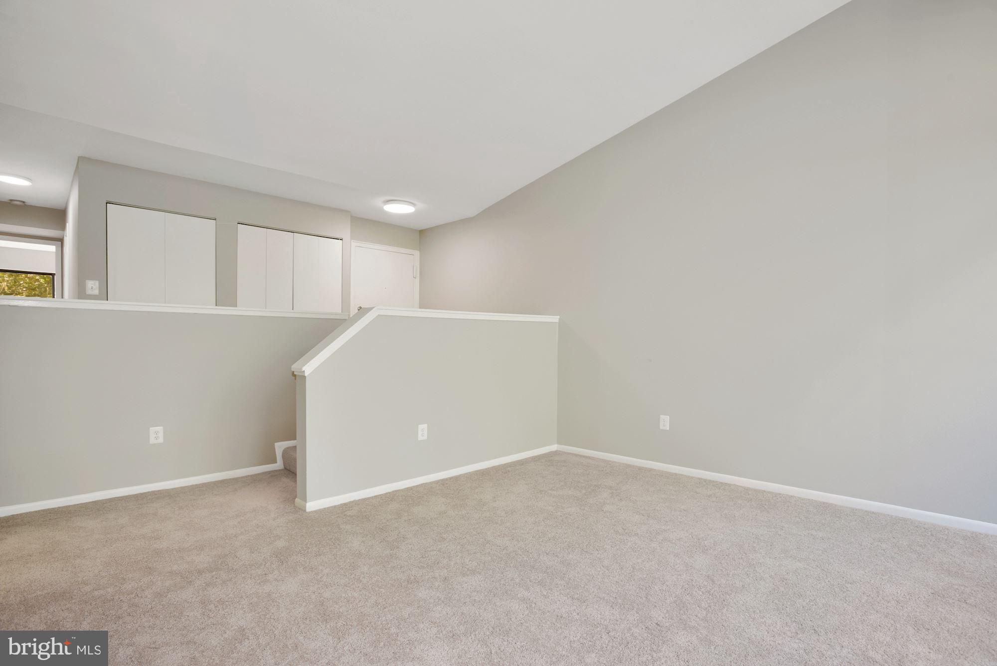 11564 Rolling Green Court, Unit 301 Reston, VA 20191 - Photo 5 of 29