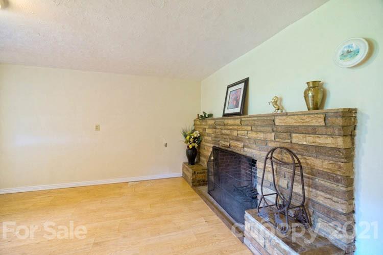 4900 Crabtree Mountain Road Clyde, NC 28721 - Photo 19 of 33