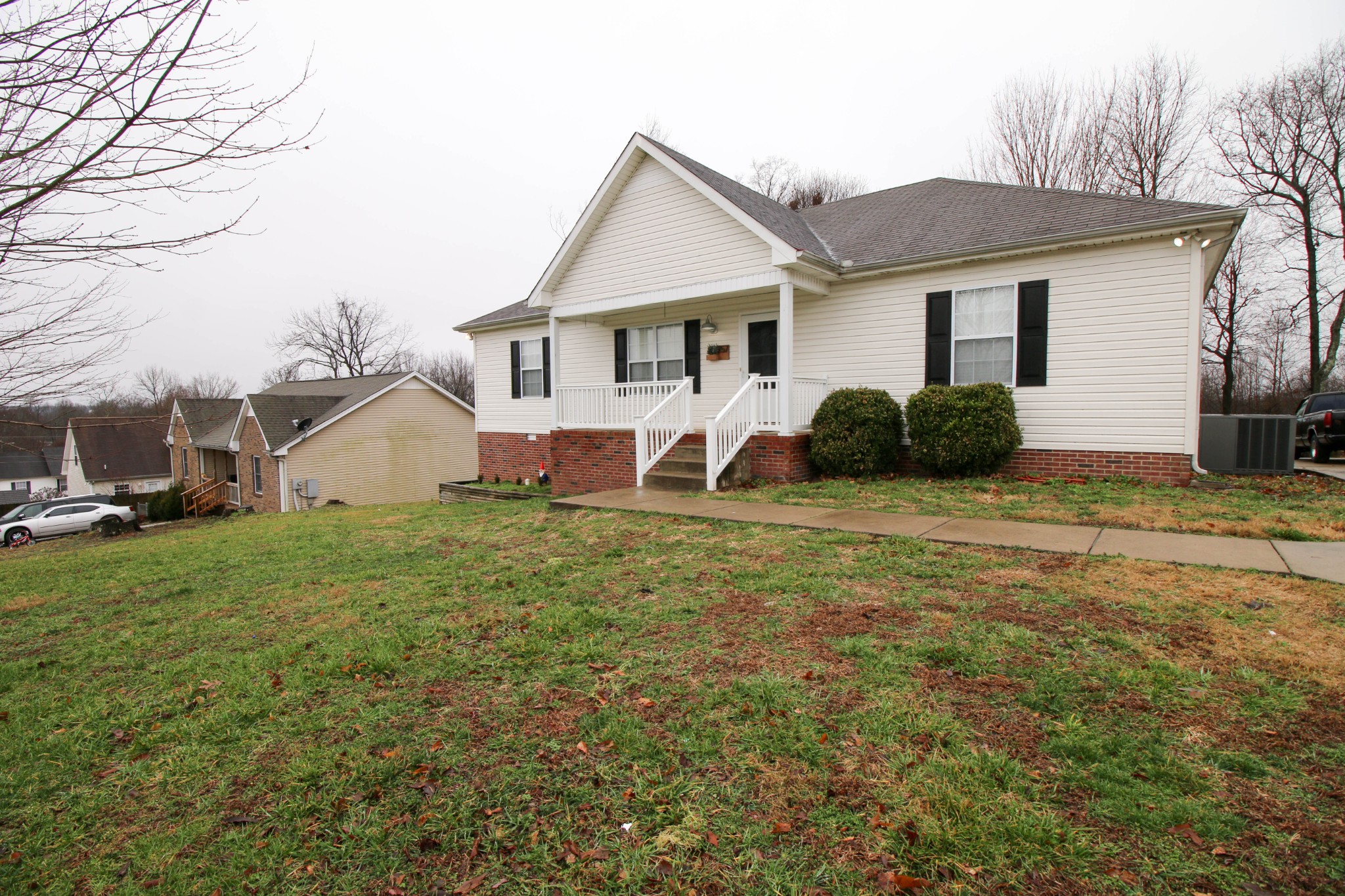 757 Hunters Crossing Lane Springfield, TN 37172 - Photo 2 of 26 Gallery Image 2