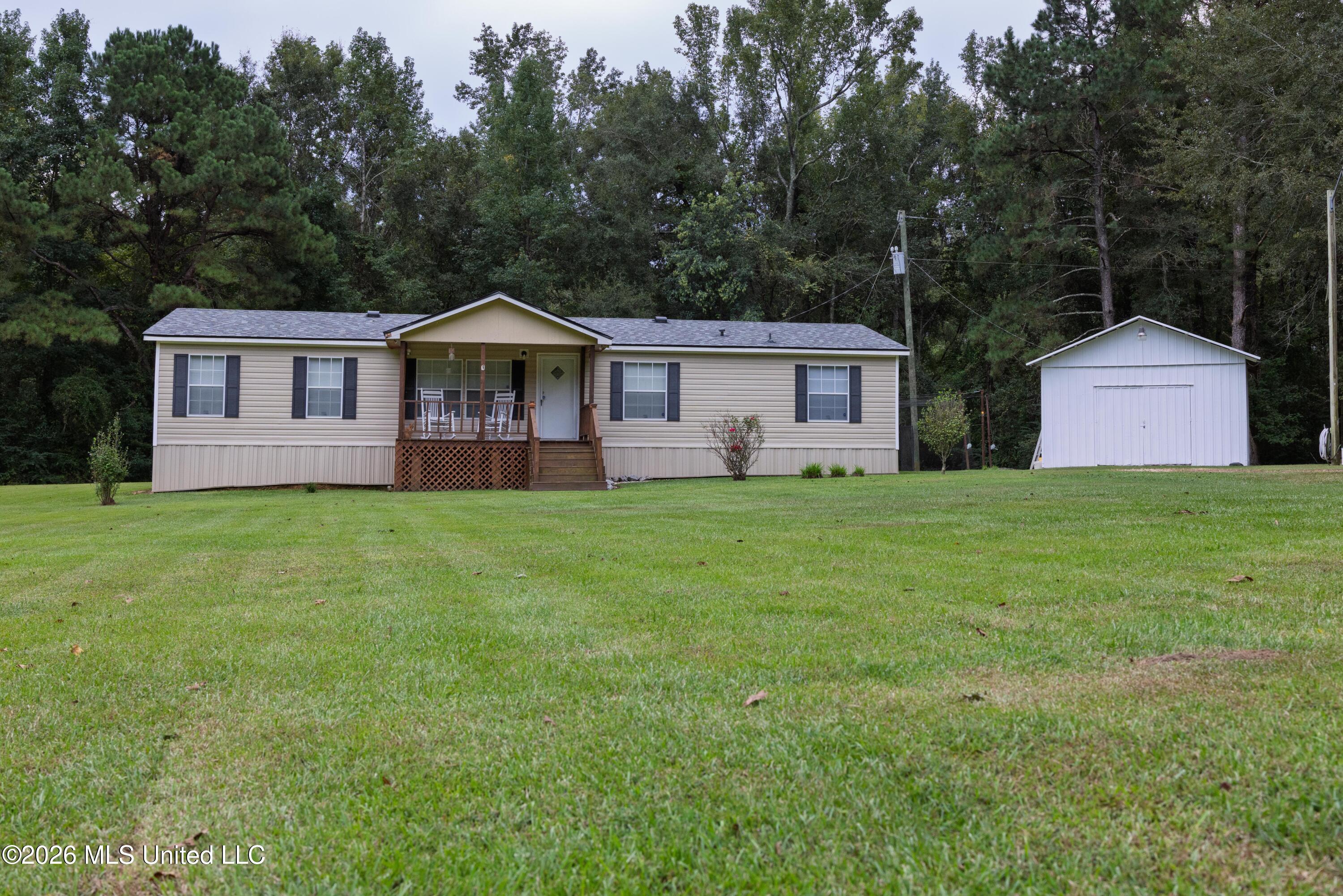 38 J W Lee Road Tylertown, MS 39667 - Photo 1 of 40 2