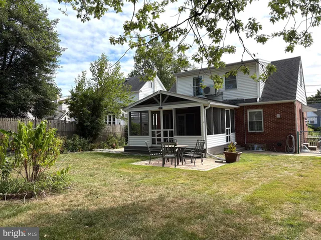 $417,500 | 539 West Kings Highway, Audubon, NJ 08106