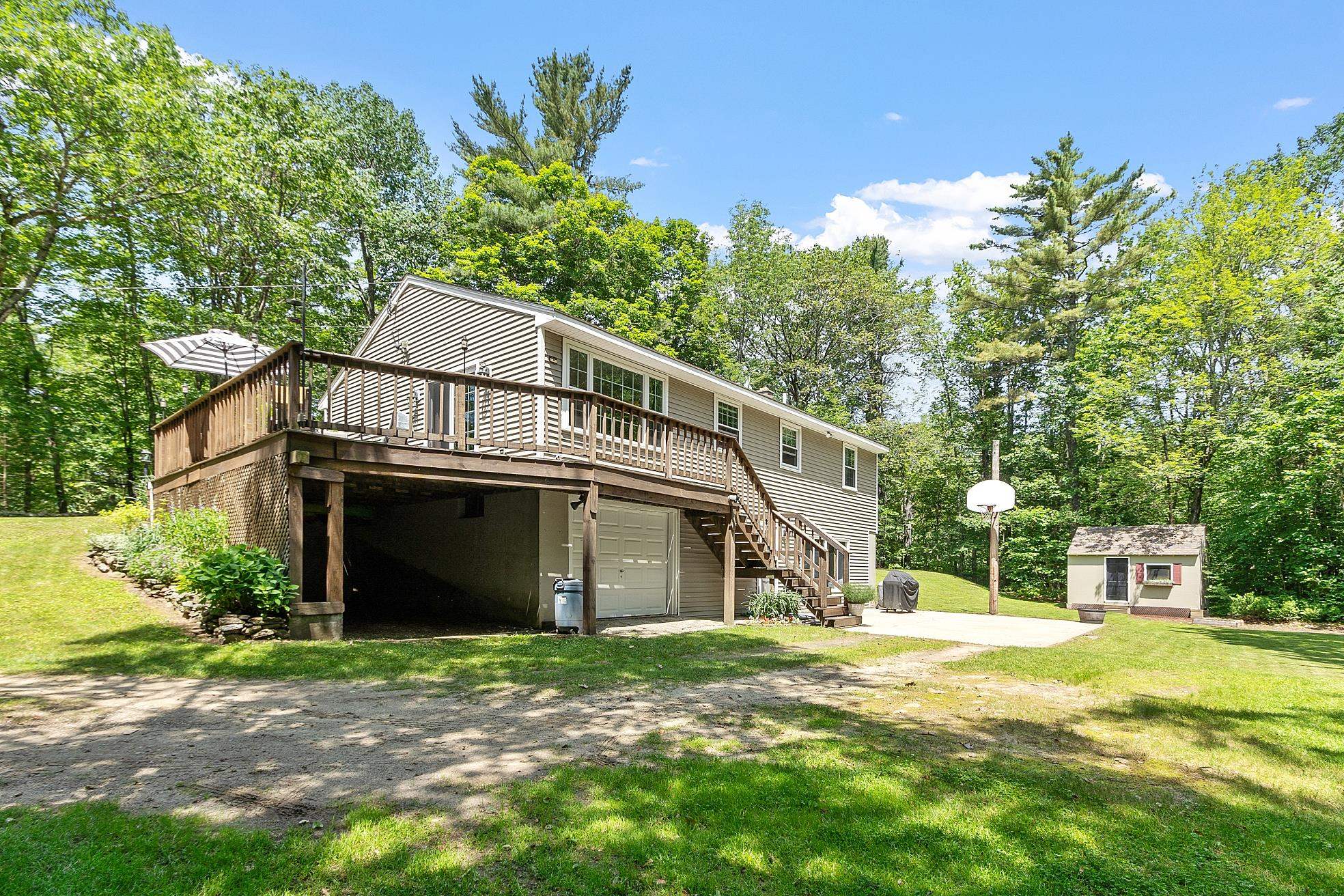 447 S Road Sullivan, NH 03445 - Photo 6 of 59