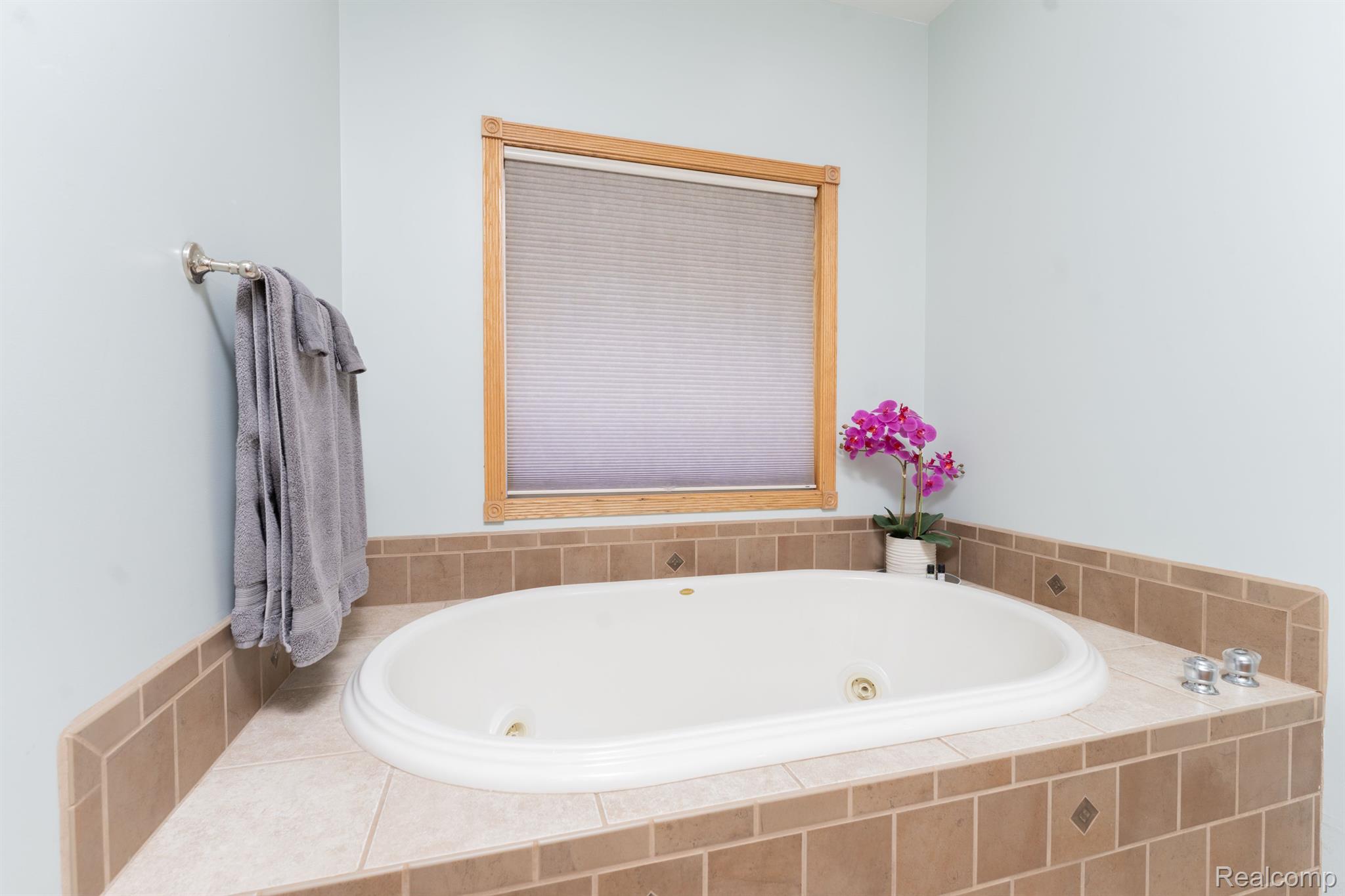 7716 Sharpe Road Fowlerville, MI 48836 - Photo 17 of 42 Gallery Image 17