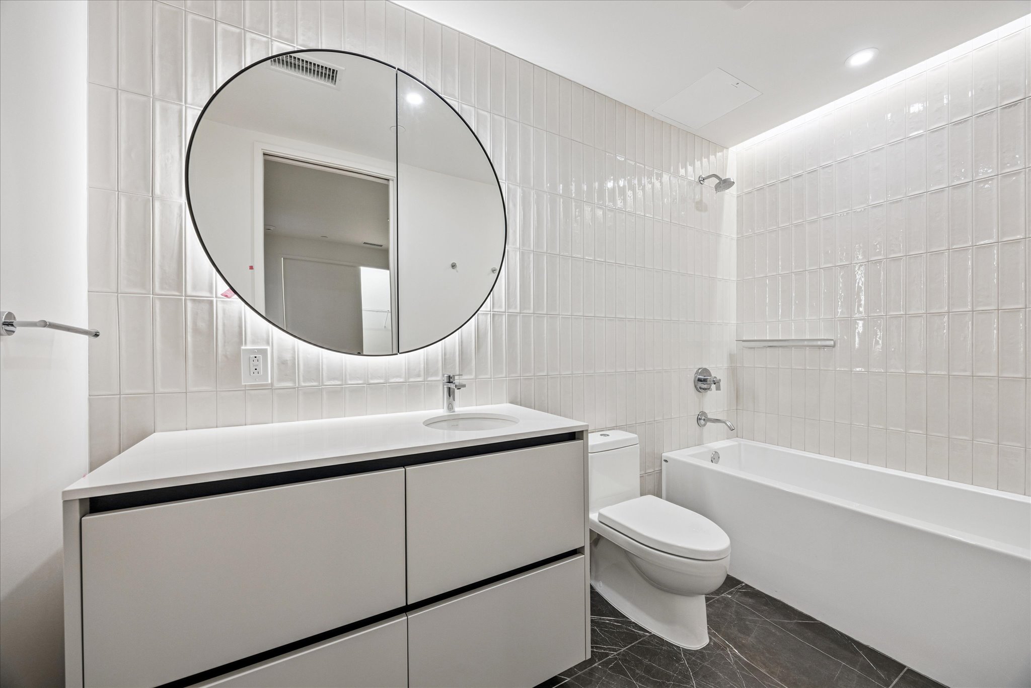 610 Davis Street, Unit 2702 Austin, TX 78701 - Photo 13 of 31