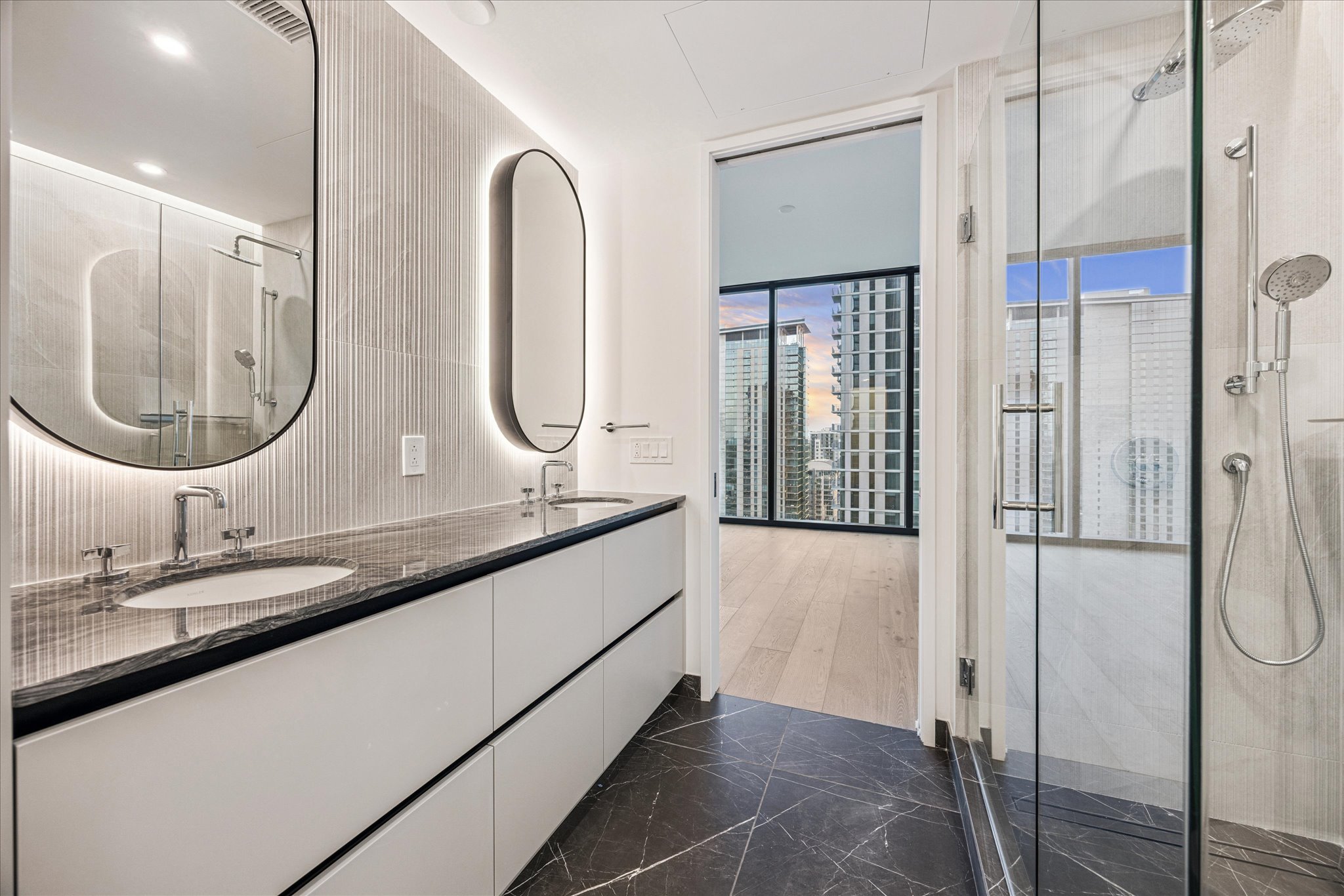 610 Davis Street, Unit 2702 Austin, TX 78701 - Photo 6 of 31