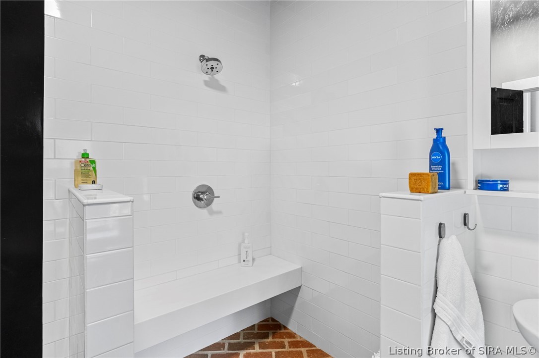 312 West 3rd Street Madison, IN 47250 - Photo 23 of 52 Main Level Full Bathroom