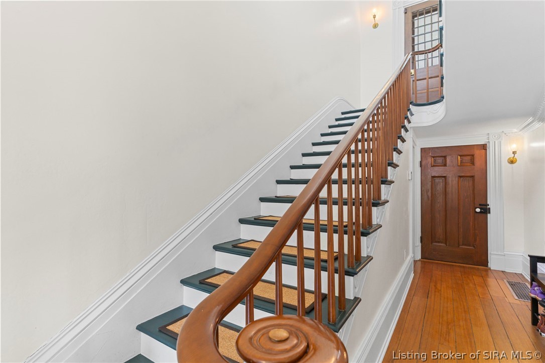 312 West 3rd Street Madison, IN 47250 - Photo 5 of 52 Foyer