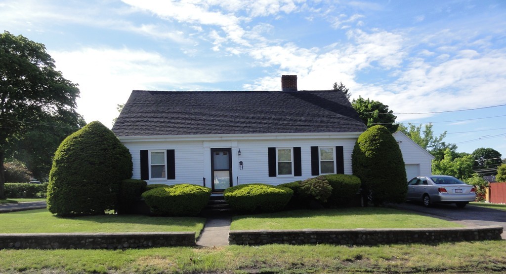 1 Violet Road Peabody, MA 01960 - Photo 2 of 12 Gallery Image 2