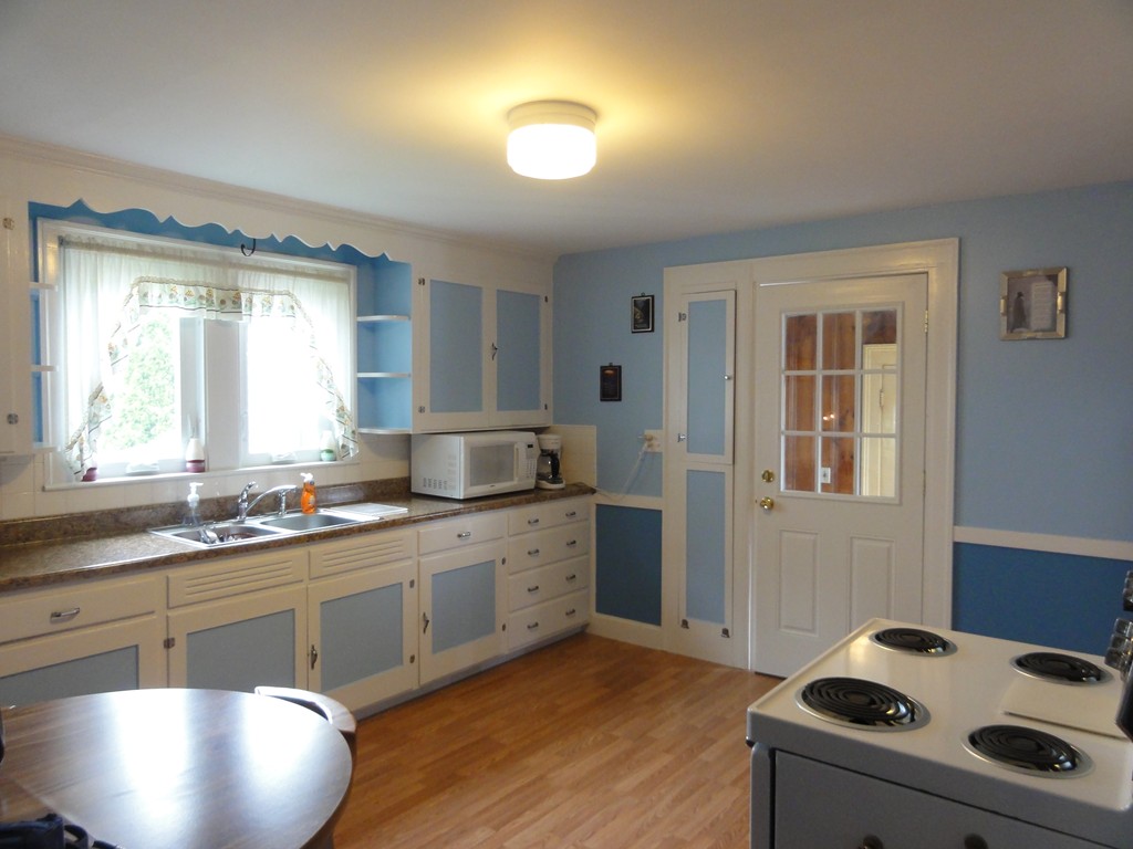 1 Violet Road Peabody, MA 01960 - Photo 3 of 12 Gallery Image 3