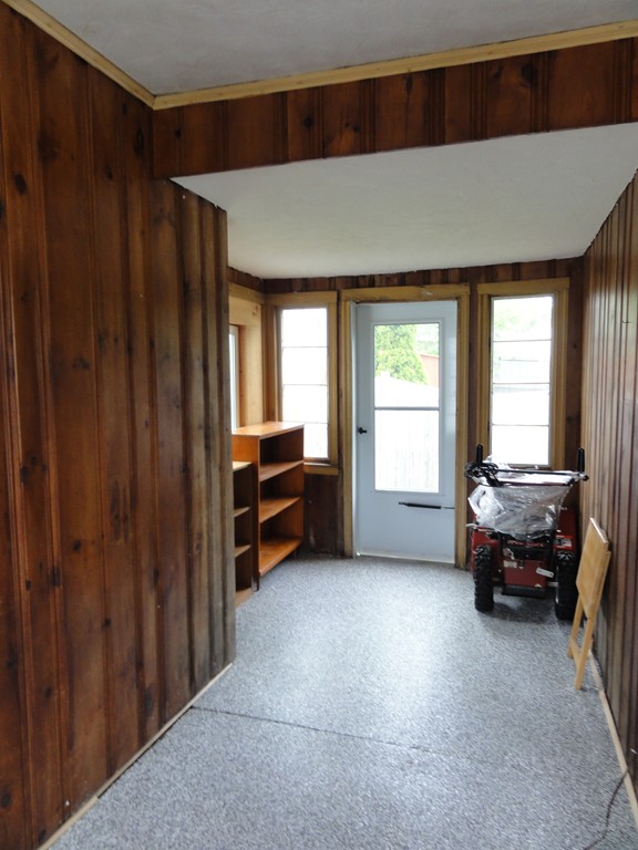 1 Violet Road Peabody, MA 01960 - Photo 5 of 12 Gallery Image 5