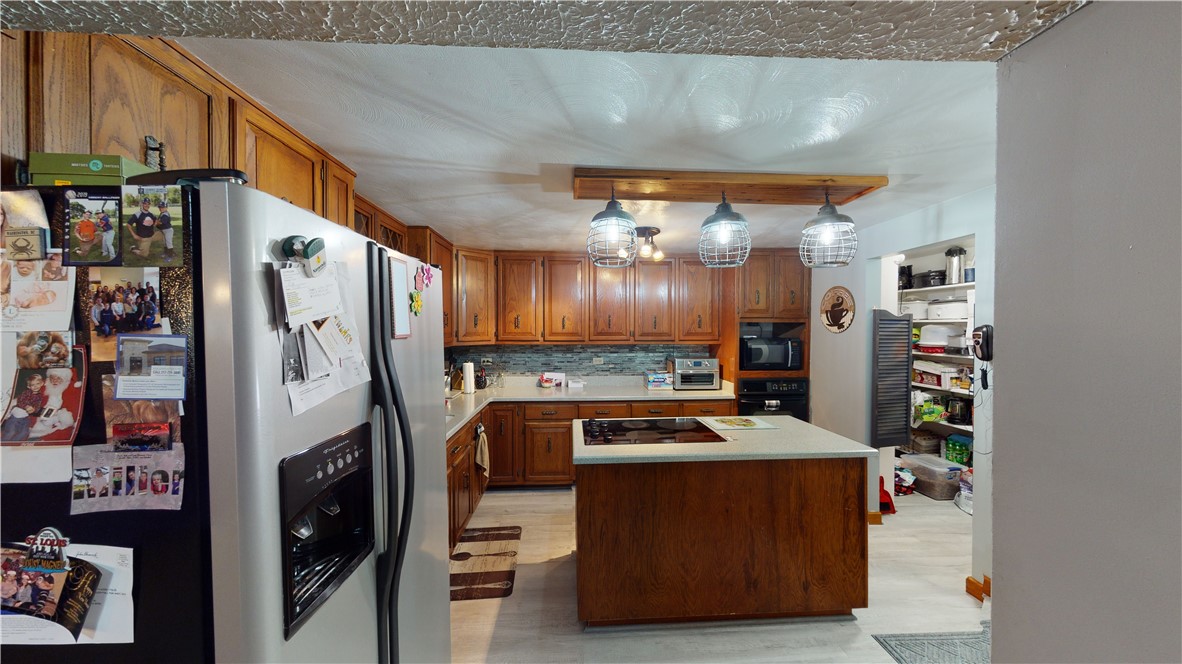 2427 East 1900 North Road Moweaqua, IL 62550 - Photo 13 of 27 Gallery Image 13